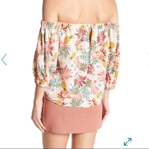 Off the Shoulder Tropical Blouse - Picture 2 of 5
